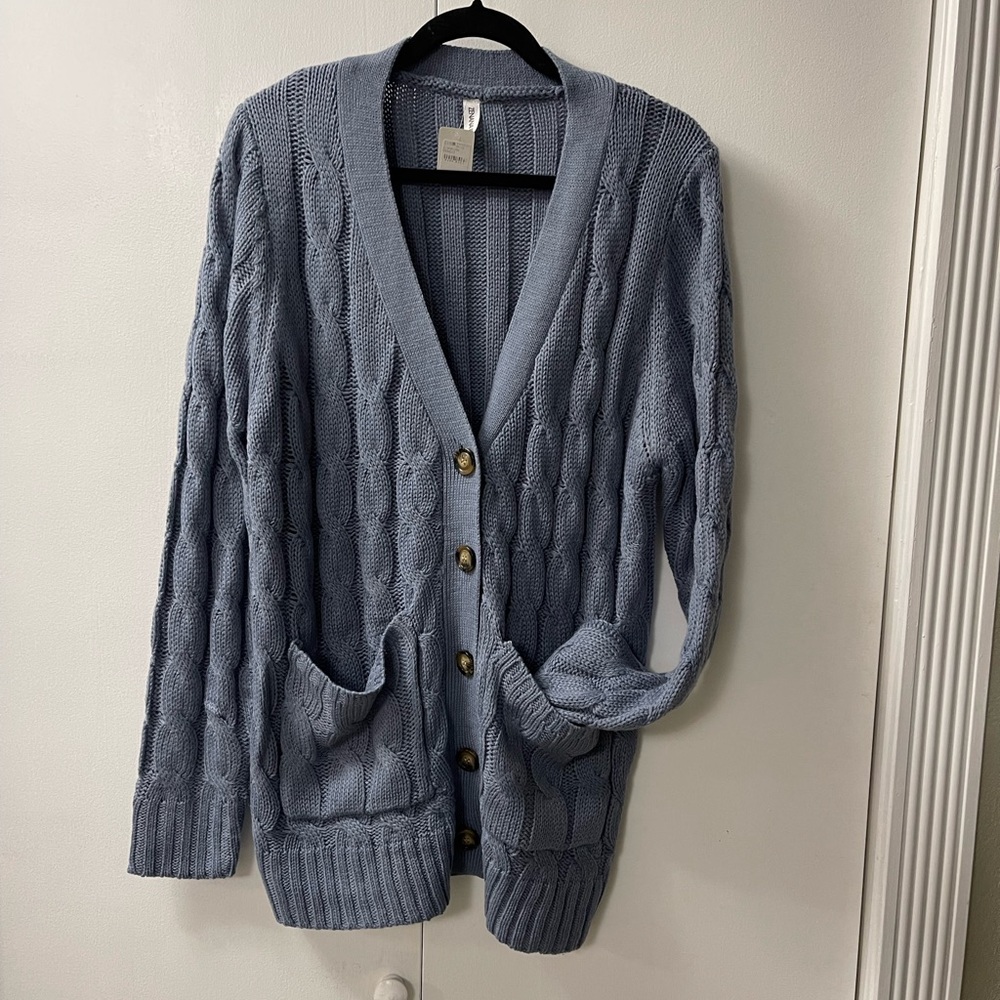 Cable knit cardigan